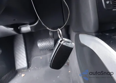 2010 Audi A4 2.0T Premium z USA, uszkodzony, nr VIN WAUBFAFL9AN035457